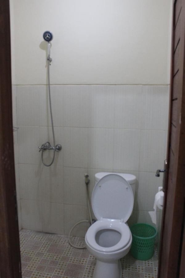 Ady Homestay Улувату Экстерьер фото