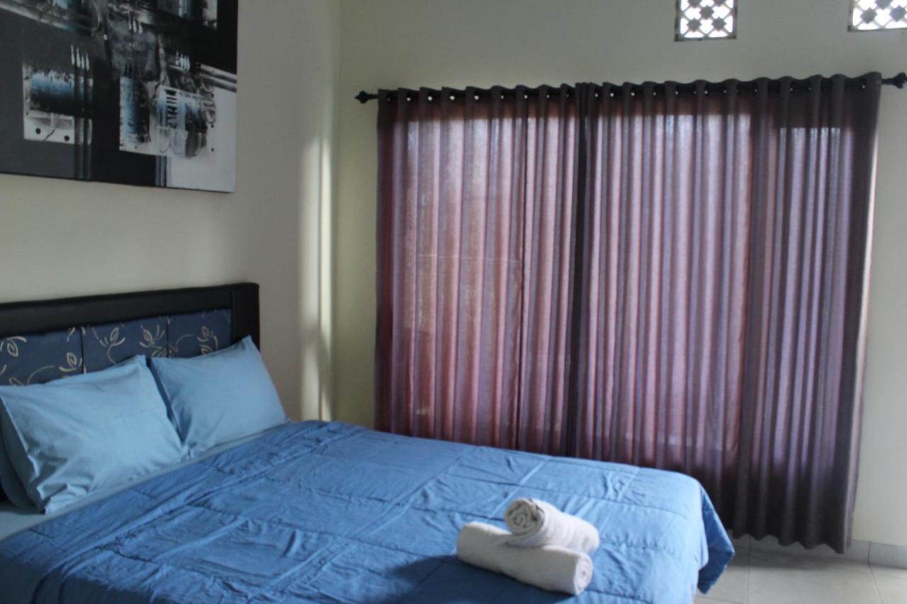 Ady Homestay Улувату Экстерьер фото