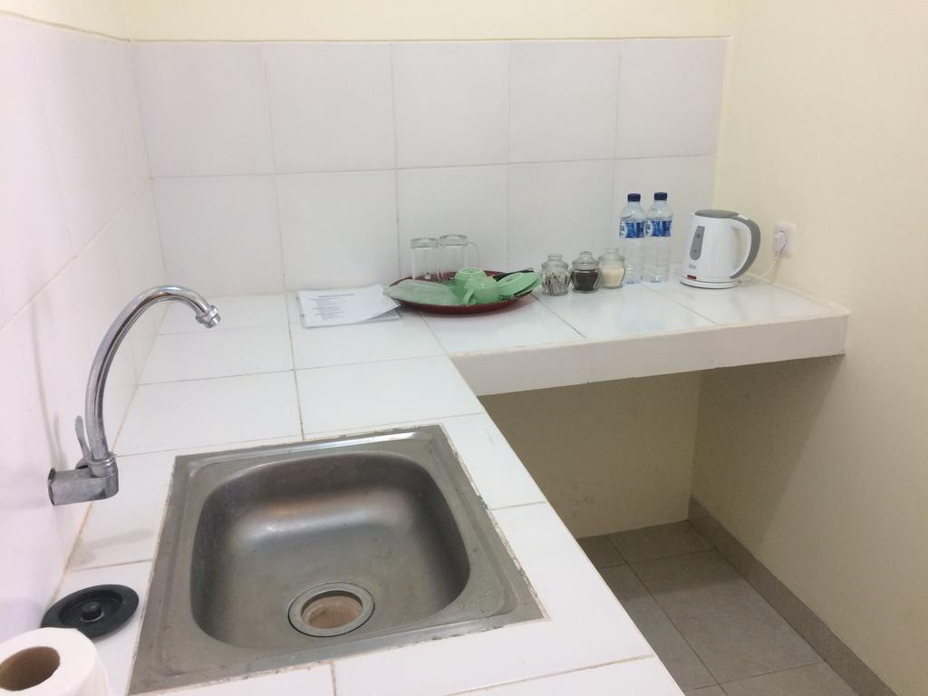 Ady Homestay Улувату Экстерьер фото